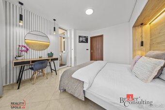 Na predaj: Krásny 2izbovy byt s balkónom a výhľadom na Brat - 11