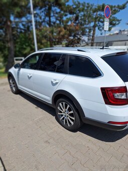 ŠKODA OCTAVIA SCOUT COMBI 4×4 2.TDI 135KW r.v 2017 - 11