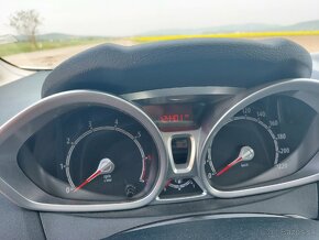 Ford fiesta 1,4 2011 - 11