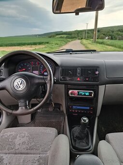 Golf IV  1.6 - 11