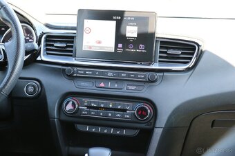 Kia Ceed SW 1.4 T-GDi GT-Line A/T - 11