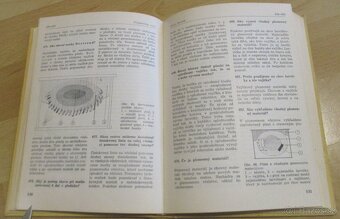1000 otázok a odpovedí zo včelárstva - 11