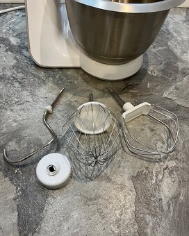 Bosch MUM 54240 900W kuchynský robot - 11