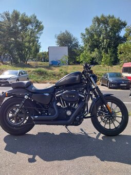 Harley Davidson Sportster Iron 883 - 11