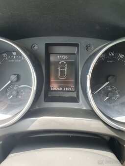 Škoda Yeti 2.0Tdi CR 4x4 JOY DSG - 11