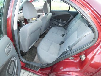 Nissan Almera - 11