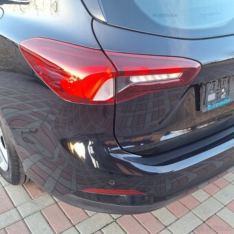 Ford Focus Kombi 1,5 TDCi EcoBoost Titanium A/T - 11
