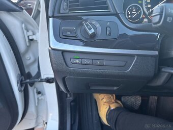 BMW 520 xDrive AT - 11