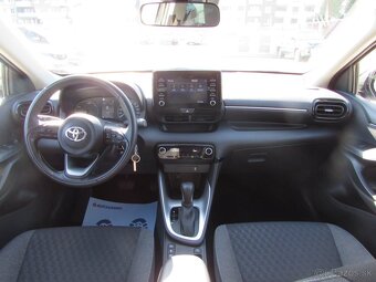 Toyota Yaris 1.5 HYBRID - NOVÝ SERVIS + KONTROLA HEV systému - 11