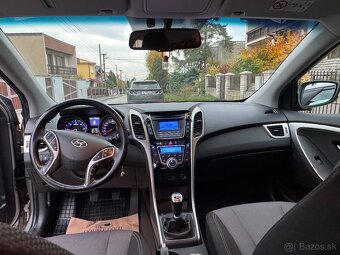 TOP STAV - Hyundai i30 CW 1.6i CRDi VGT GO, IBA 75900 km - 11