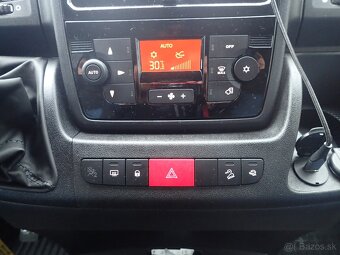 Zánovná vestavba obytné auto karavan L4H3 pre 4 osoby - 11