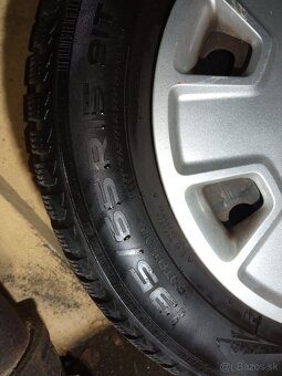 Predám zimnú sadu pneumatík  195/65 R15 rozteč 5x108 ford - 11