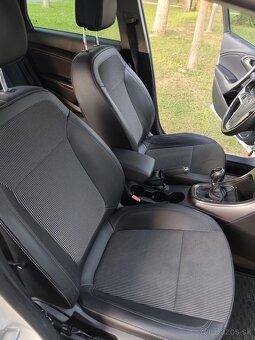 Opel Astra ST 1.7 CDTI ECOTEC Cosmo 2012 XENON+NAVI - 11