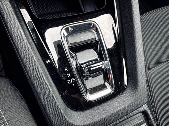 ŠKODA OCTAVIA IV 2.0 TDI SCR Ambition DSG - 11