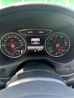 Mercedes-Benz A 160 benzín,automat - 11