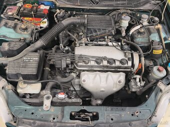 Honda Civic 6g 1.4 66kw 2000rv - 11