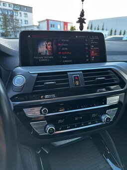 BMW X4 xDrive 30d - 11