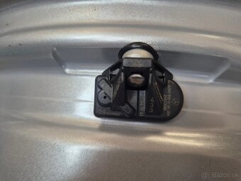 5x112r17 ET44 x 6,5J elektróny originál MERCEDES - 11