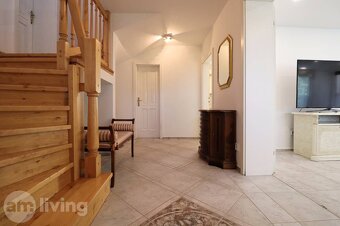 REZERVOVANÉ / RODINNÝ DOM na PREDAJ - Nová Dubnica - 1907m² - 11