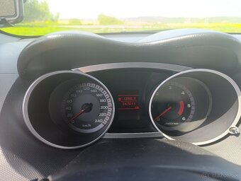 Mitsubishi Outlander 2TDI 4x4 - 11