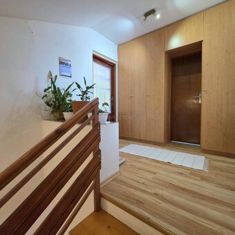 Moderný dvojgeneračný a RD, 380m2, Sečovce, 6a pozemok, foto - 11
