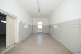 Pezinok- objekt s výrobnou halou, skladom a kancelárie..... - 11