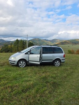 Volkswagen Sharan - 11