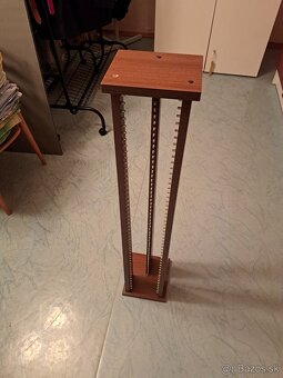 Reprobedne, reproduktory, 2 ks a Stojan na CD, kazety - 11