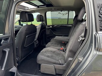 Volkswagen Touran model 2019 7 miestny - 11