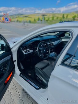 BMW rad 5 530d xDrive - 11
