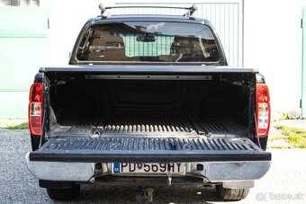 Nissan Navara 2.5dCi 4x4 long /aj na splátky/ - 11