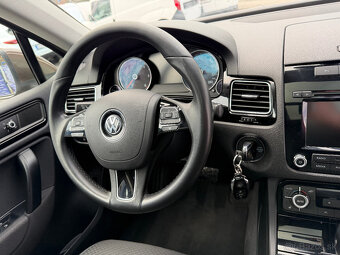 Volkswagen Touareg II 3.0 V6 TDI BlueMotion Technology - 11