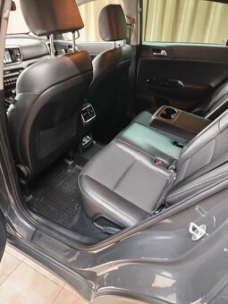 4x4 automat benzín Kia Sportage Platinum model 2020 - 11