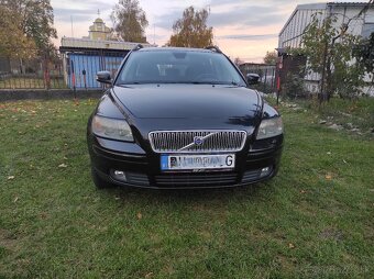 Predám Volvo V50, 1,6D - 11