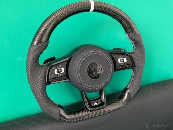 VOLKSWAGEN VOLANT KARBON - PERFOROVANA KOŽA - BIELE ŠITIE - 11