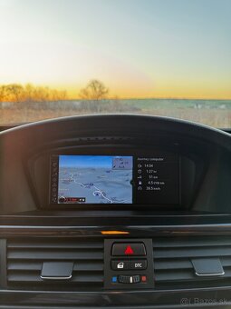 BMW 320d E91 LCI A/T - 11