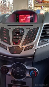 Ford Fiesta - 11