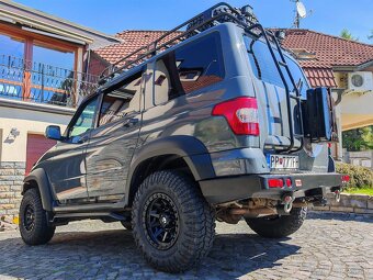 Uaz Patriot Lux AT - RIF LPG - 11