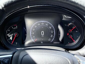 Opel Insignia Sports Tourer 2,0 CDTI 120kW - 11