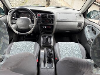 Suzuki Grand Vitara 2.0 benzin 4x4 bez korozie - 11