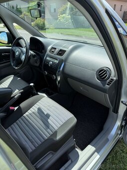 Suzuki SX4, r.v: 2010, 4x4, 1.6 benzín, 88 kW - 11