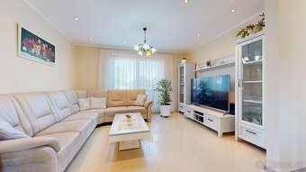 Štýlový 4i dom so zimnou záhradou a záhr. domčekom | Hrubá B - 11