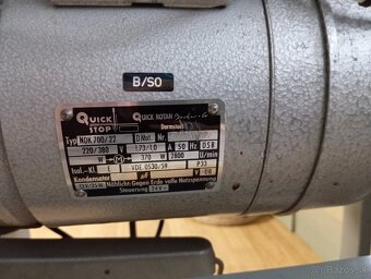 Priemyselné šijacie stroje - 11