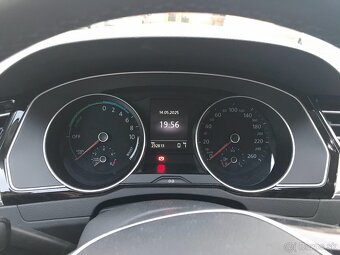 Predam VW Pasat 1.4 GTE DSG B8 - 11