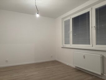 Dvojgarsonka, Znievska, komplet rekonstrukcia - 11