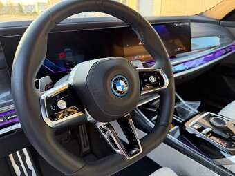 BMW 750e / TV / Lounge sedenie - 11