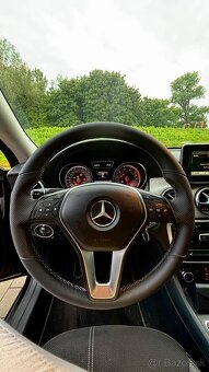 Mercedes Benz CLA - 11