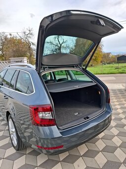 Skoda Octavia STYLE 4x4 2.0 TDI 110kw - 11