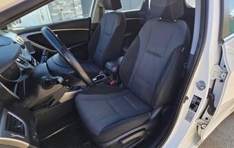 Hyundai i30 combi - 11