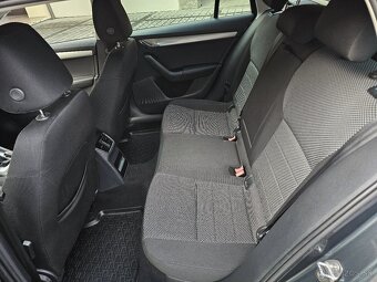 Škoda Octavia Combi 2.0 TDI DSG Ambition DVD R16 Orig. KM - 11